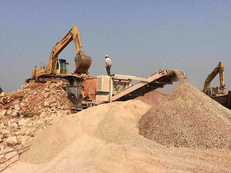 車載移動(dòng)破碎站