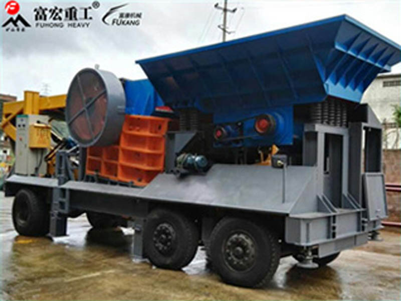 車載移動(dòng)破碎站