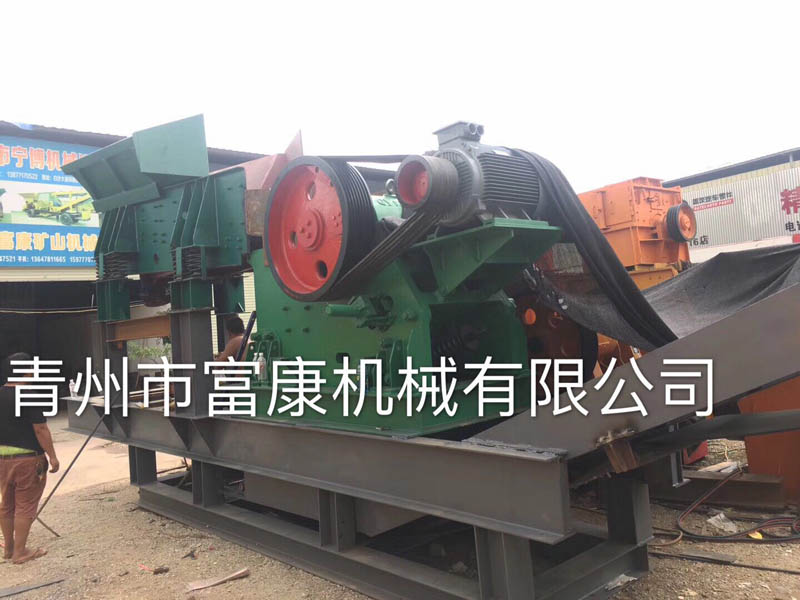 簡(jiǎn)易半移動(dòng)式破碎站